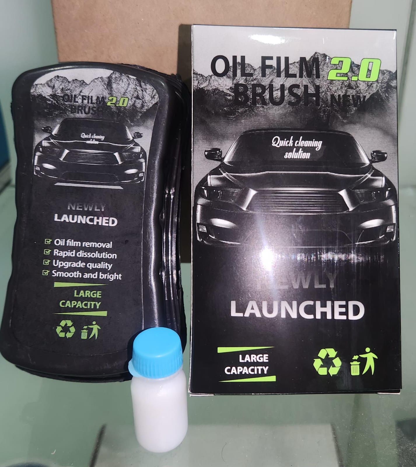Oil Film Removal Brush 2.0 – Car Windshield Glass Cleaner with Water Repellent & Extra Liquid